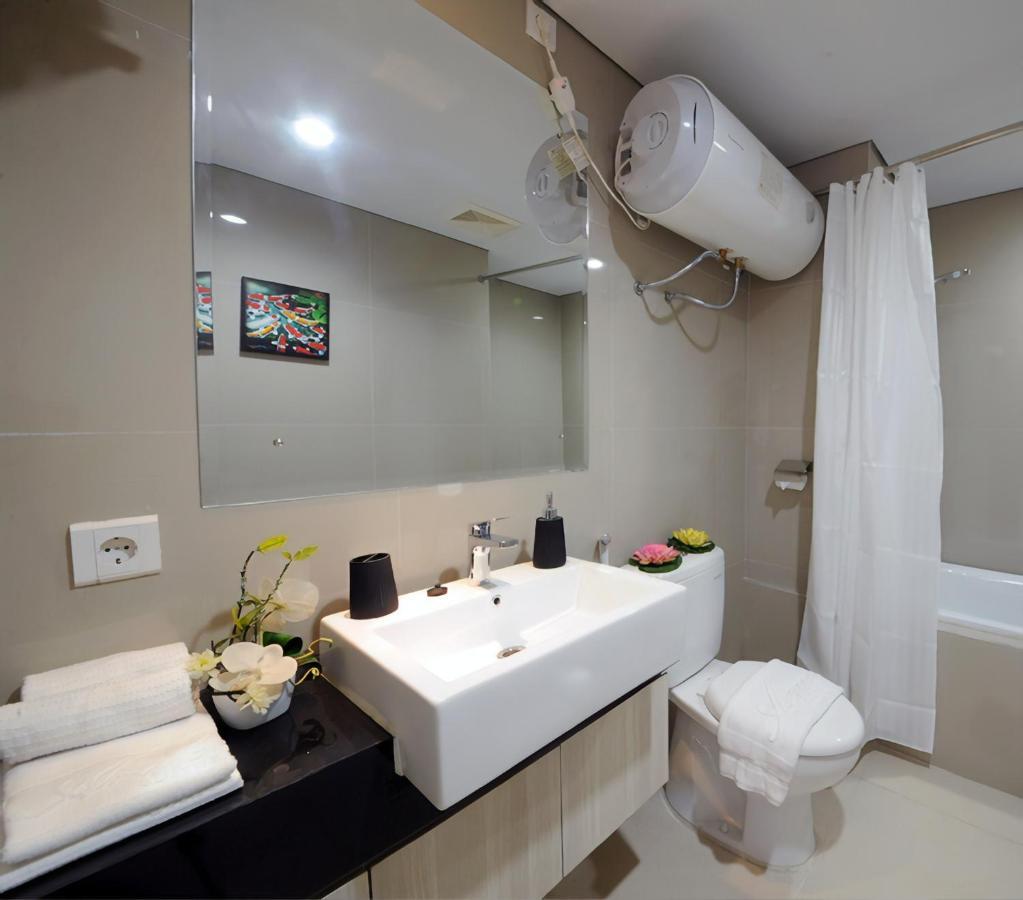 Azalea Suites Cikarang By Jayakarta Group Exterior photo